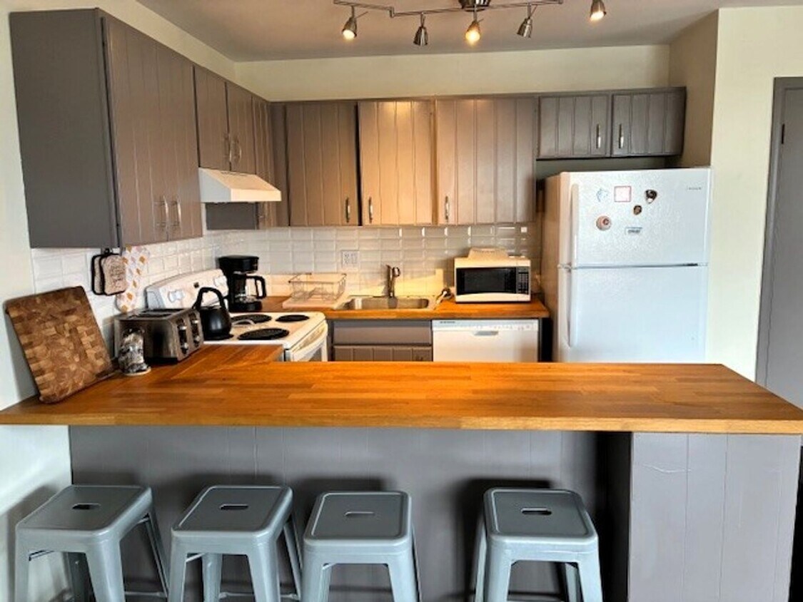 Primary Photo - Long Term Rental- Original Dillon Valley E301