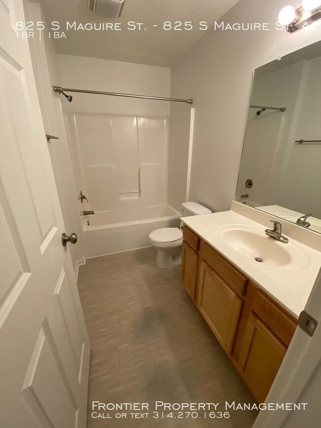 Building Photo - NICE 1 Bedroom in Warrensburg