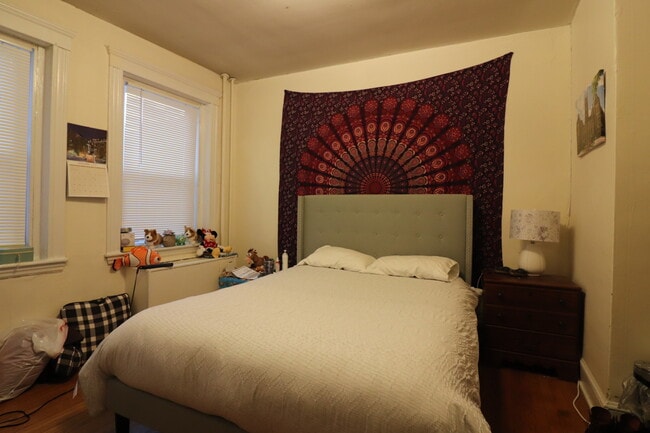 Foto del edificio - 1999 Commonwealth Ave