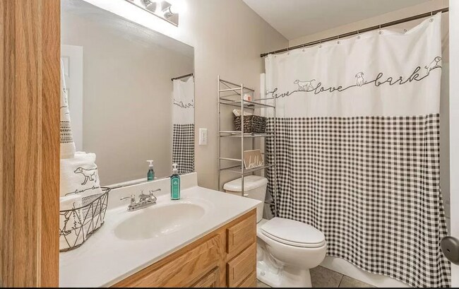 Foto del edificio - 6403 SW Hillside Ave