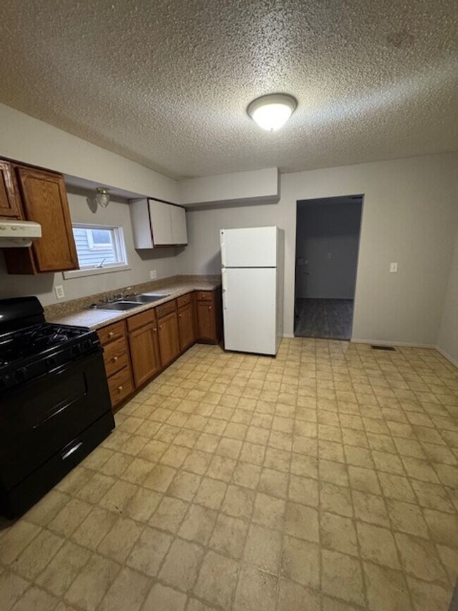 Foto del edificio - 513 E Suttenfield St