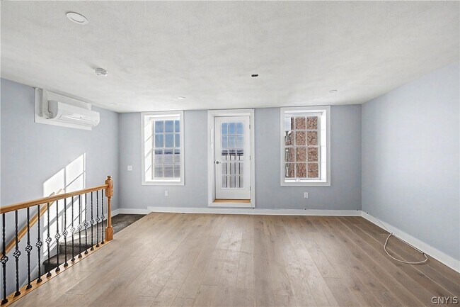 Foto del edificio - 28 E Genesee St