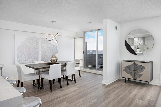 Photo du bâtiment - The Summerhill Apartments