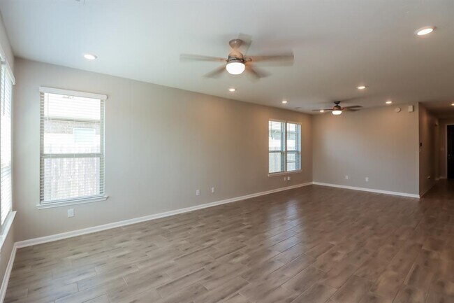 Foto del edificio - 22235 Davenport Downs Ln