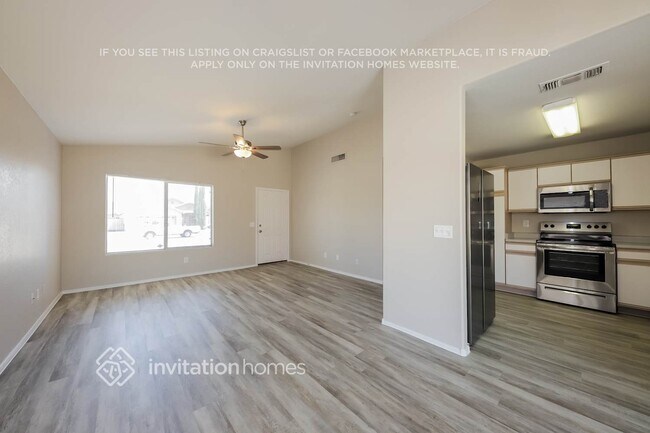 Building Photo - 8559 W Carol Ave