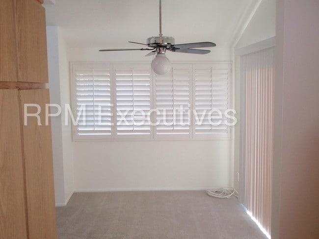 Building Photo - 27121 Crossglade Ave