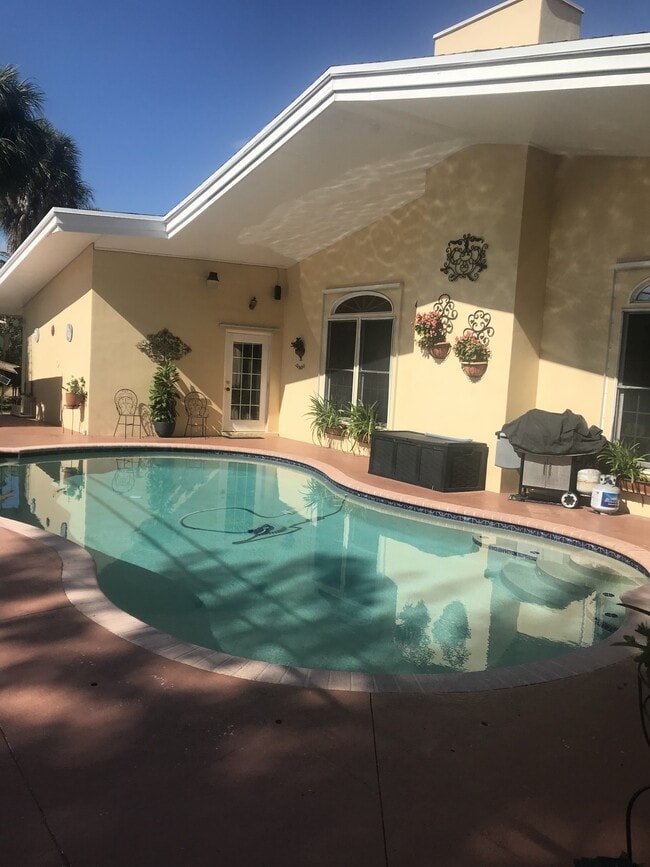 Photo - 630 NW 7th Ave House