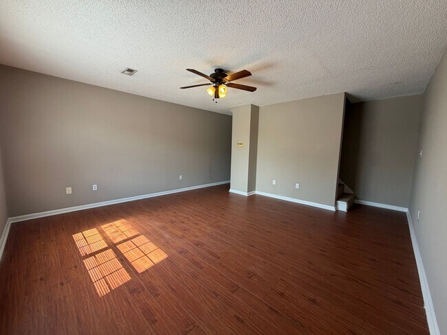 Foto del edificio - 2165 S Milledge Ave