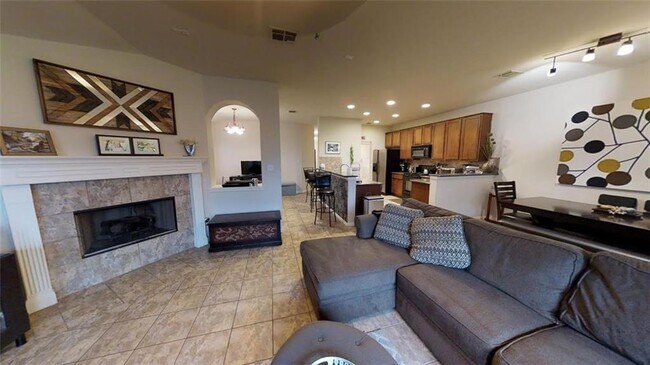 Foto del edificio - 722 Crane Canyon Pl