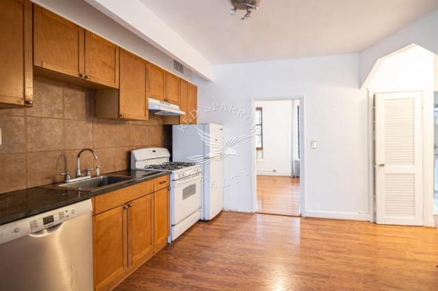Building Photo - 2 bedroom in NEW YORK NY 10128