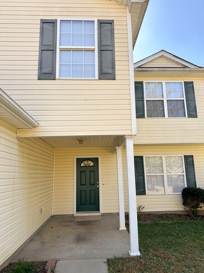 Building Photo - 5421 Peach Pl Ln