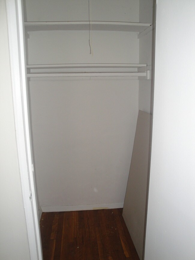 Foto del edificio - 525 W 235th St
