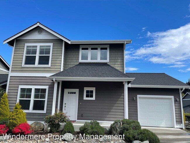 Building Photo - 4 br, 2.5 bath House - 10719 NE Old Growth...