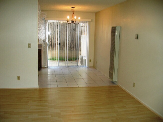 Building Photo - 16862 Blanton Ln