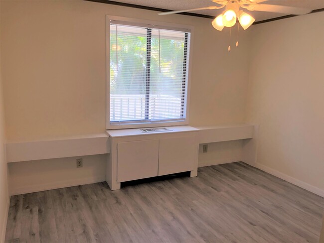 Building Photo - 15156 Pine Meadows Dr