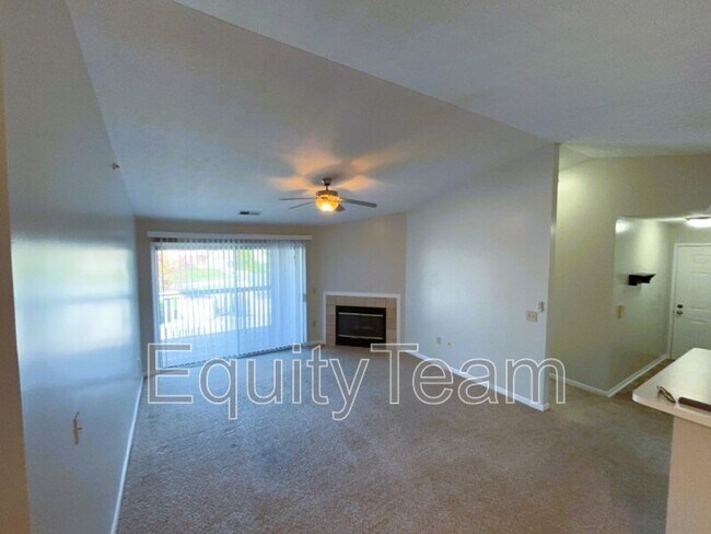 Foto del edificio - 7540 Shawnee Ln