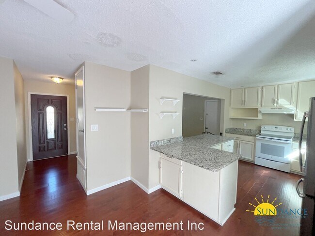 Foto del edificio - 4 br, 3 bath House - 613 32nd Street