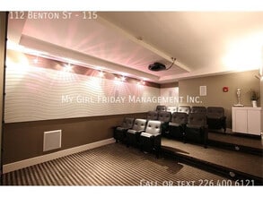 Building Photo - 112 Benton St