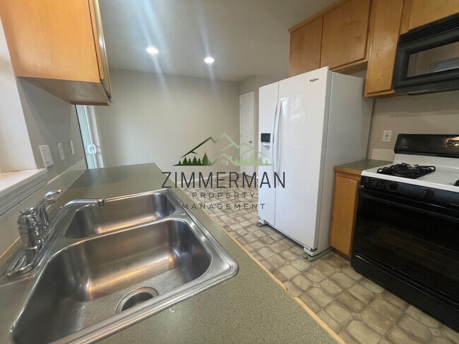 Foto del edificio - Cute 3-bedroom Home In Springfield