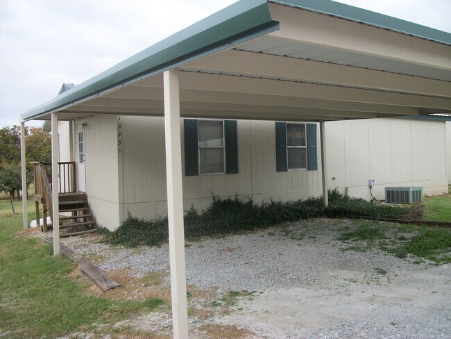 Foto del edificio - 12231 Farm to Market Rd 730 N