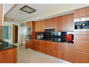 Foto del edificio - 1331 Brickell Bay Dr