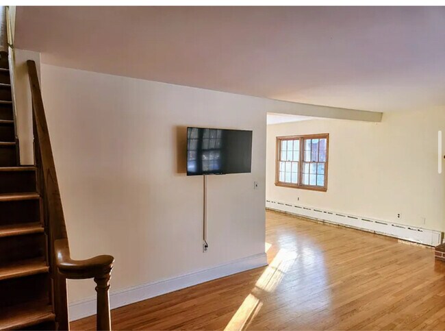 Foto del edificio - 9 Ridgeland Rd