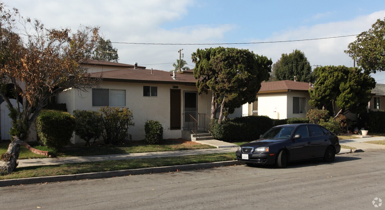 Primary Photo - 825 Mira Mar Ave