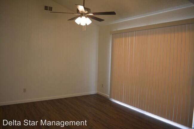 Foto del edificio - 6929-6929 Trovita Way