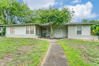 Building Photo - 855 Rittiman Rd