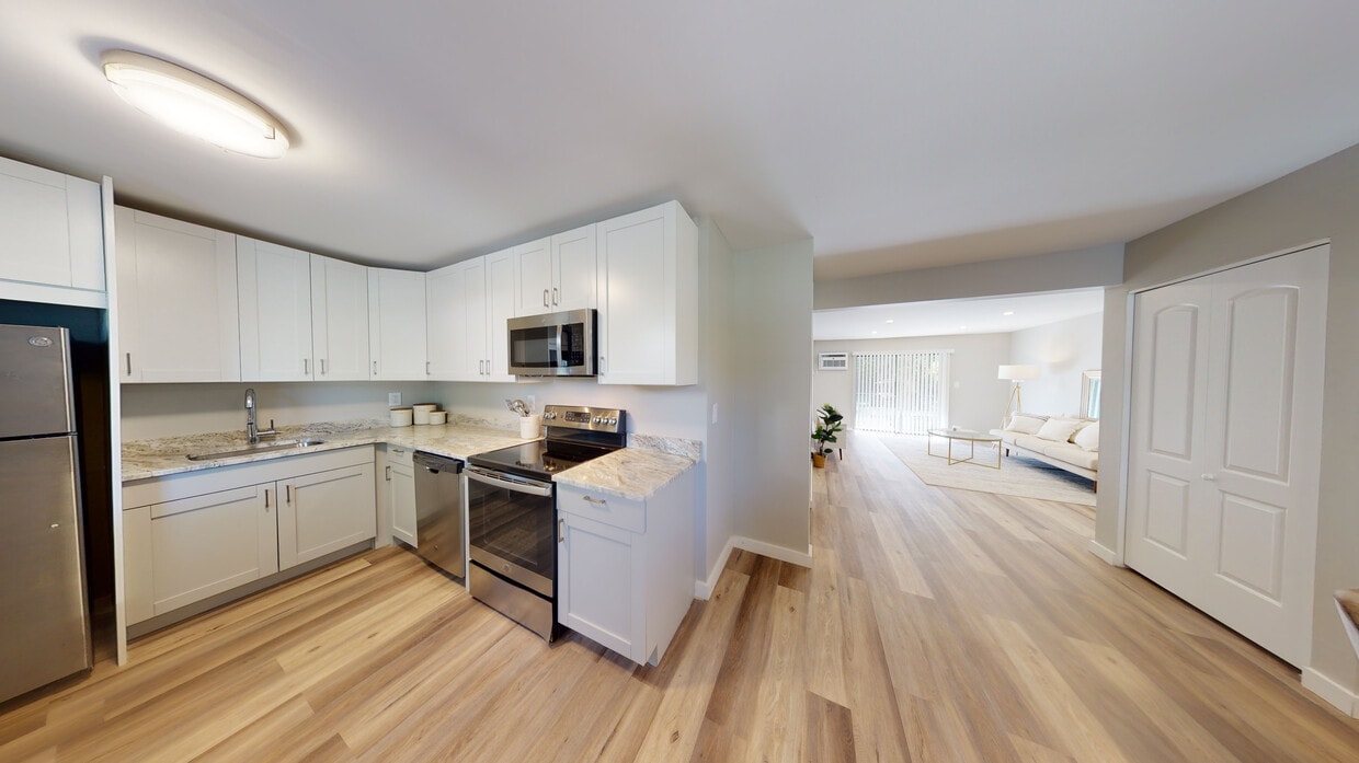 Photo - Renaissance Bay Apartments