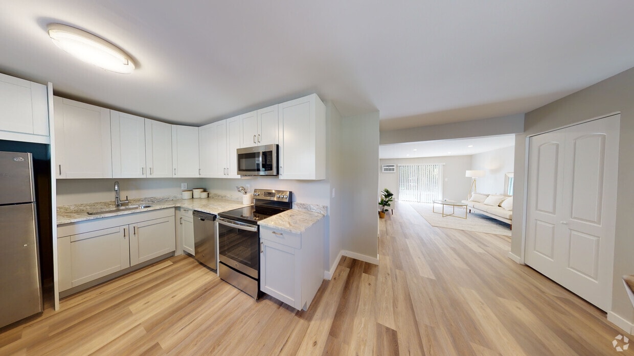 Photo - Renaissance Bay Apartments
