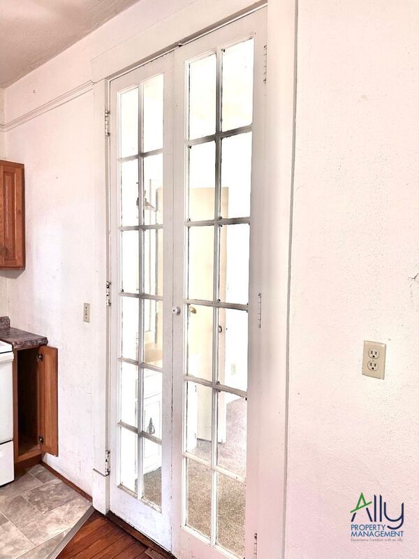 Foto del edificio - 114 Maywood Ln