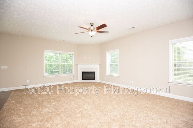 Foto del edificio - 6061 Townes Way