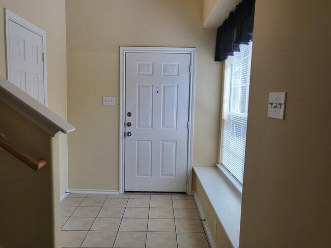 Foto del edificio - 2947 Hackamore Hollow Ln