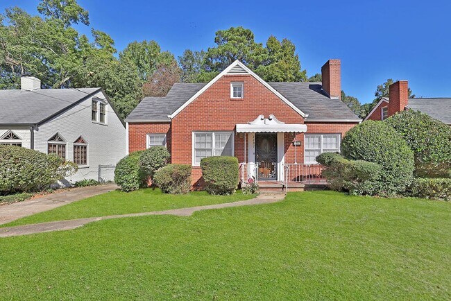 Foto del edificio - NOW ACCEPTING CITY OF ATLANTA 3-BEDROOM HOUSING VOUCHERS.