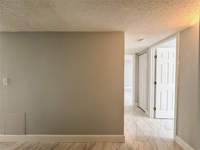 Foto del edificio - 723 115th Ave N