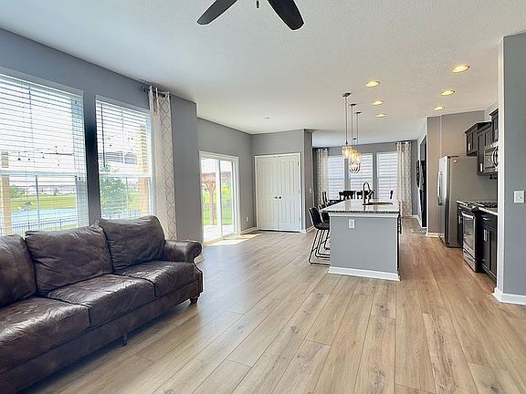 Building Photo - 4553 Andover Pkwy