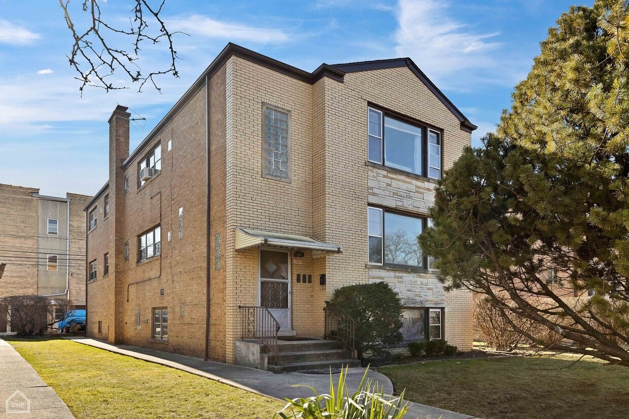 4617 Main St, Skokie, IL 60076 House Rental in Skokie, IL