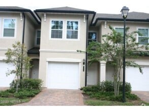 Building Photo - 11344 Estancia Villa Dr