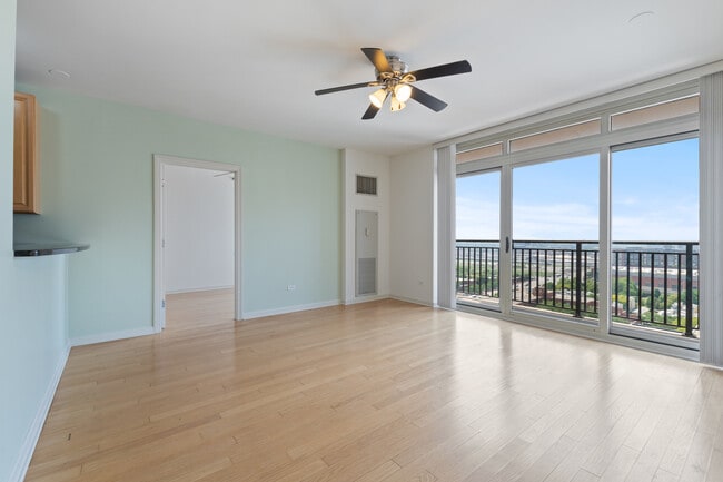 Foto del edificio - 1111 S Wabash Ave