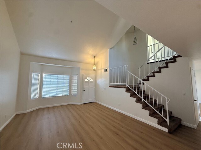 Foto del edificio - 6690 Acacia Ct