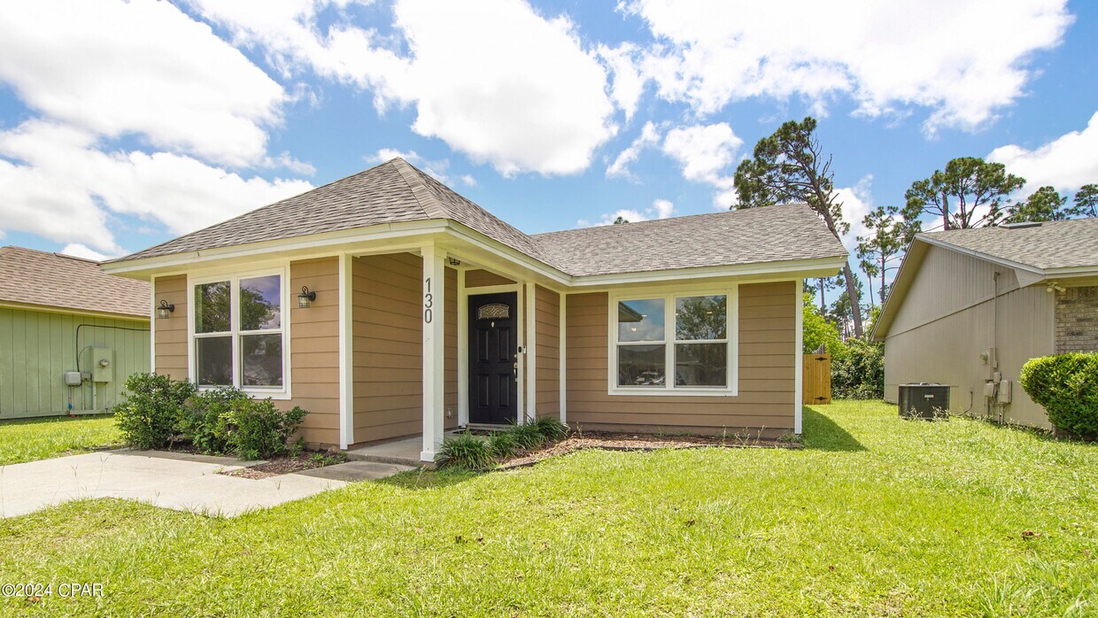 Foto principal - 130 Kristine Blvd