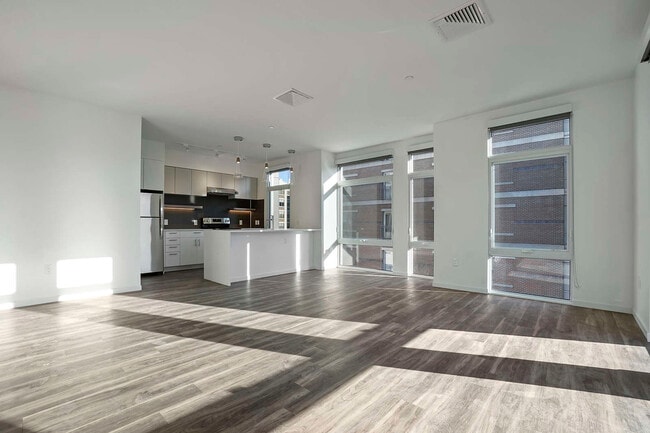 Foto del edificio - 839 Beacon