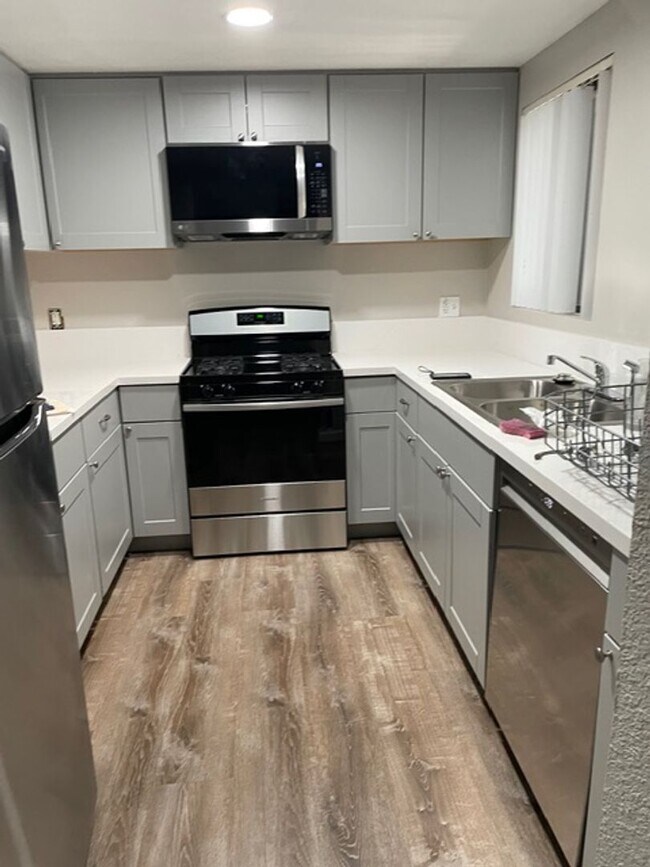 Foto del edificio - 55 Stenner St