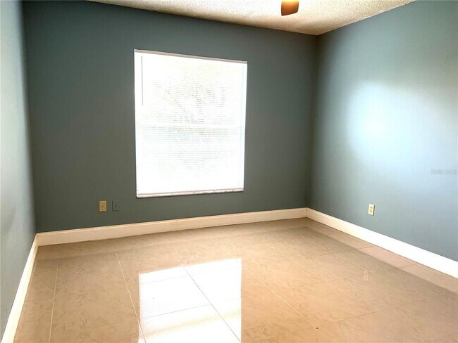 Building Photo - 6833 Coral Cove Dr