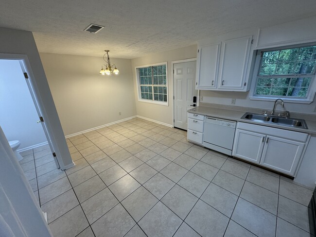 Foto del edificio - 1116 Windgate Cir NW