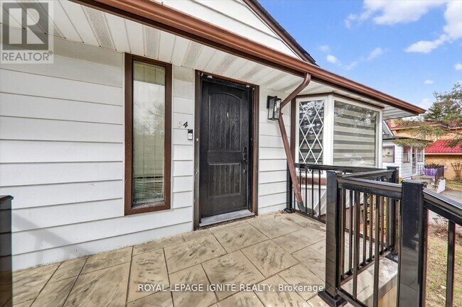 Photo du bâtiment - 54 Bobmar Rd