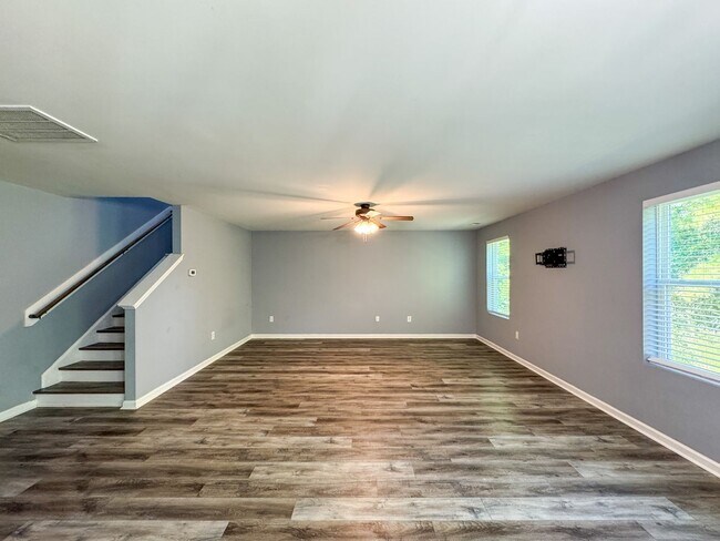 Building Photo - 26 Hazel Oak Ct