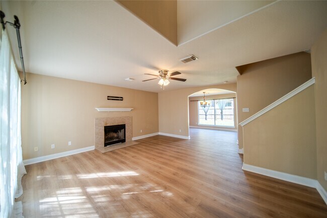 Foto del edificio - 10723 Scenic Dr