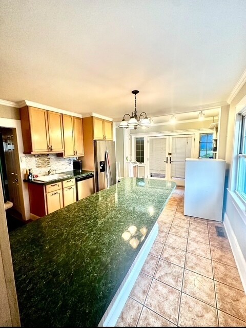 Foto del edificio - 2 Oak St